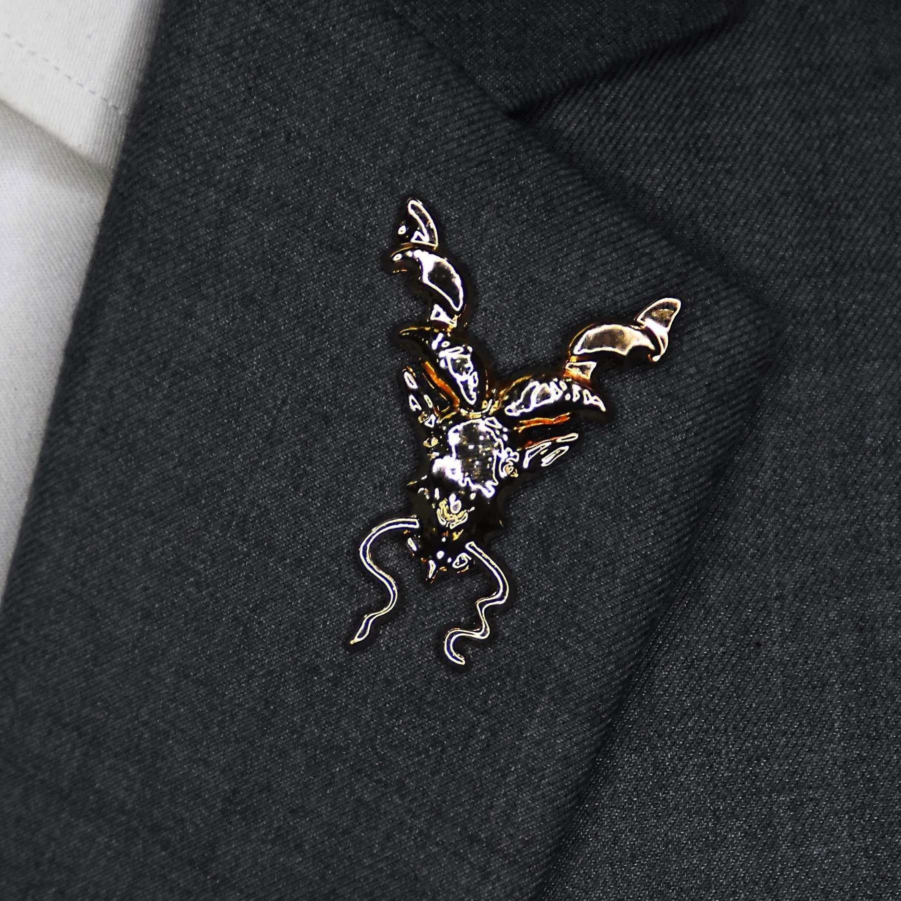 Antique Burnished Markhor – Golden Lapel Pins