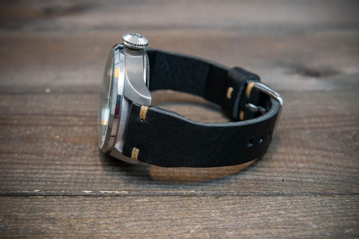 Leather watch strap 4 mm thick, Pilot model, Black Oily, handmade in Finland -
