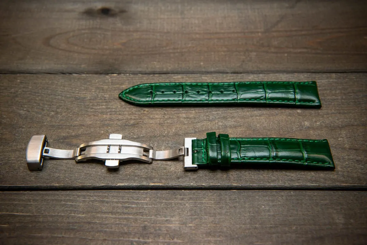 Leather watch strap, band made of calf leather with croc grain pattern 18-22 mm. Deployment clasp.