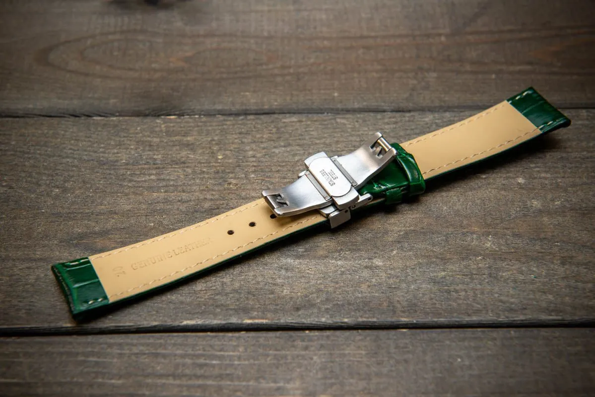 Leather watch strap, band made of calf leather with croc grain pattern 18-22 mm. Deployment clasp.