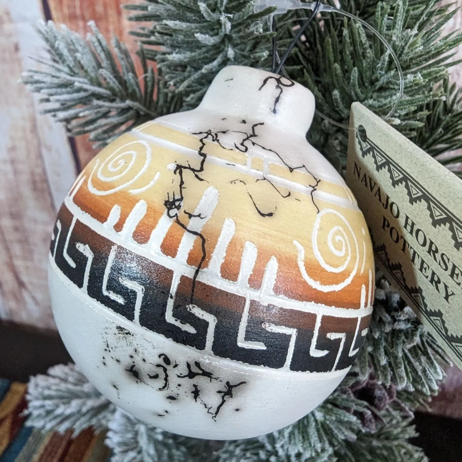 Navajo Horsehair Pottery Ornament by Victoria Tsosie MZSWT-0129