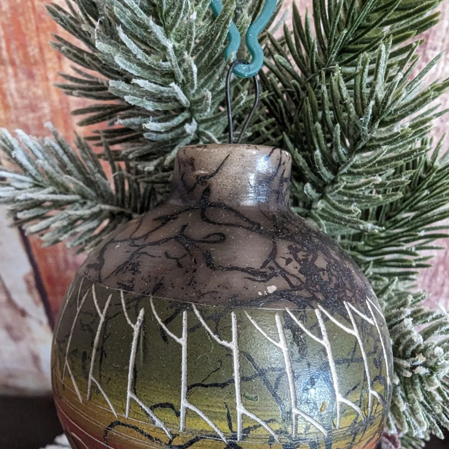 Navajo Horsehair Pottery Ornament by Victoria Tsosie  MZSWT-0131